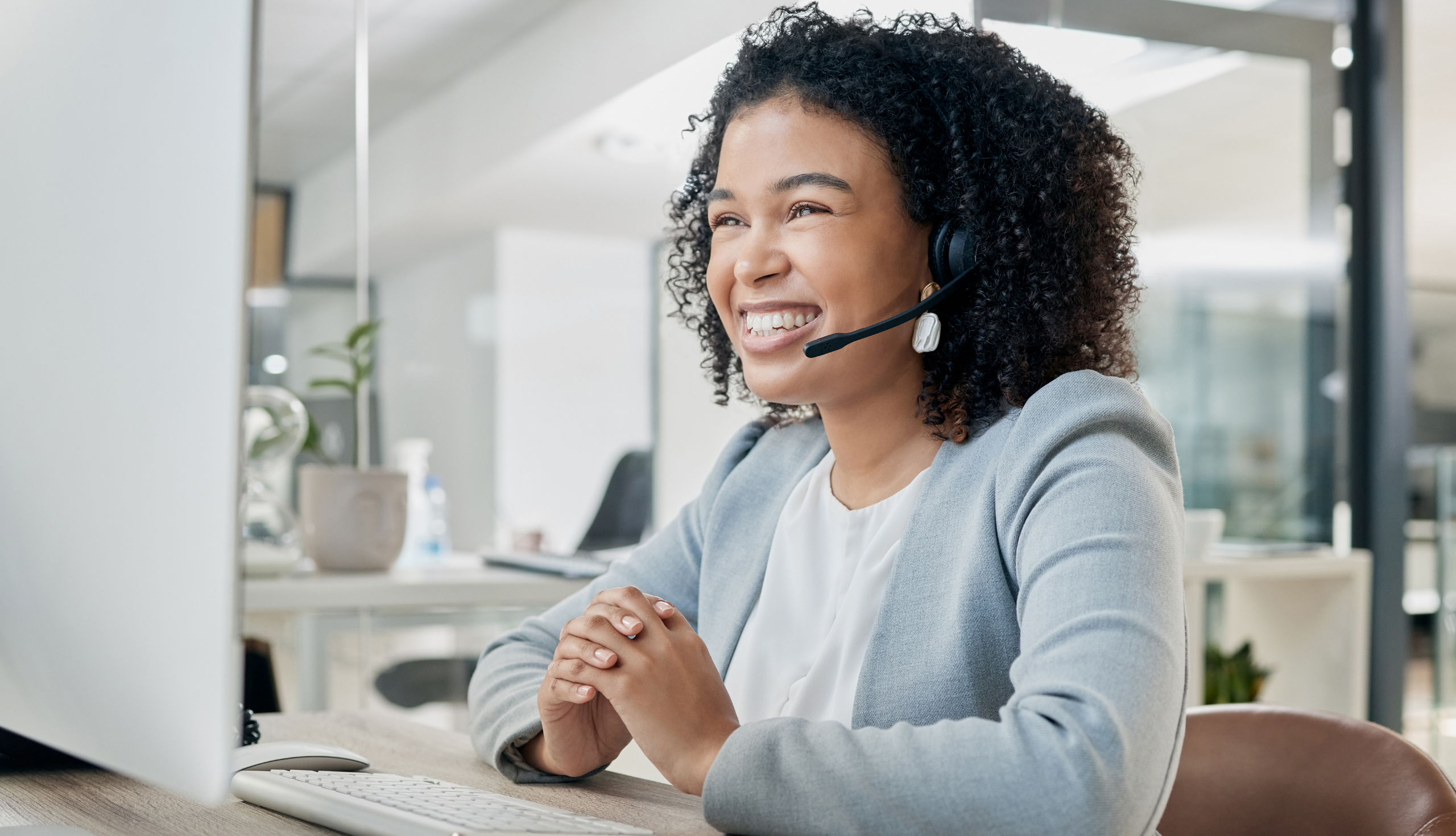 GoTo Blog capa -3 estratégias para modernizar o contact center e melhorar a experiência do cliente